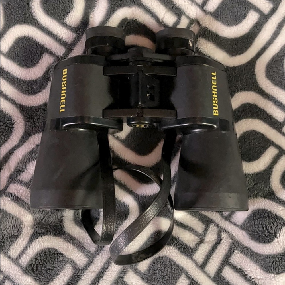 BINOCULARS